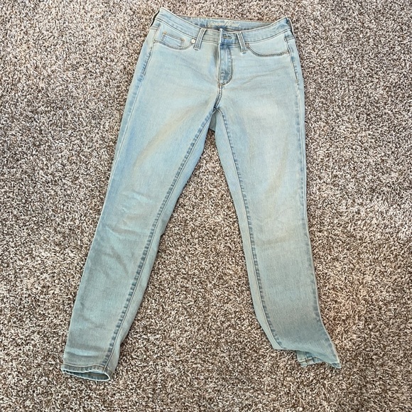 Target Universal Thread Jeans - Picture 2 of 2